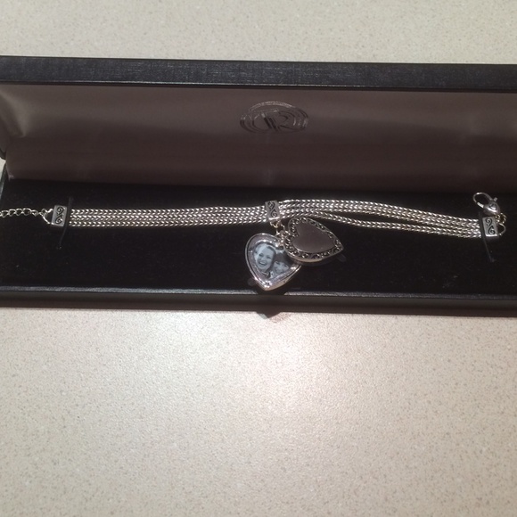 Bracelet - Picture 2 of 4